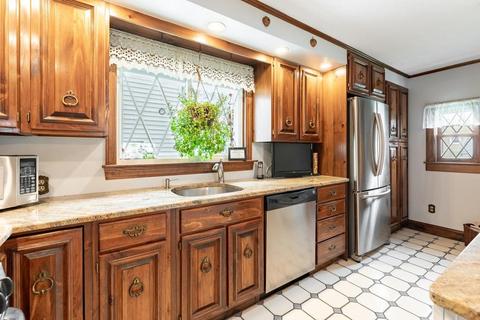 78 Marshall St, Winthrop, MA 02152 photo 13