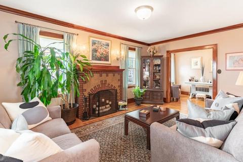 78 Marshall St, Winthrop, MA 02152 photo 4