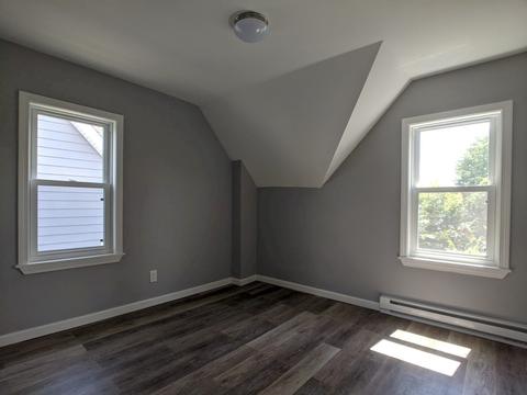 41 Ladd St, Springfield, MA 01109 photo 17