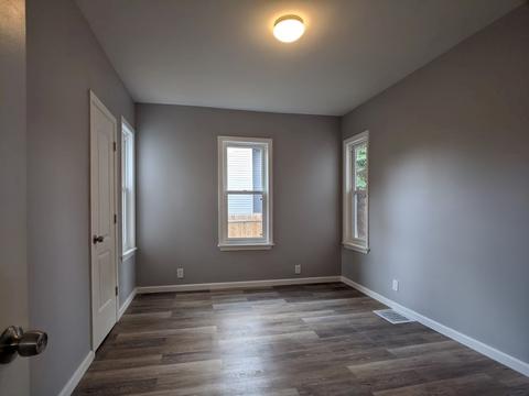 41 Ladd St, Springfield, MA 01109 photo 12
