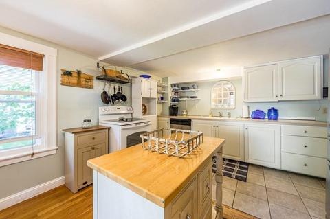 19 Cape Cod Ave, Reading, MA 01867 photo 17
