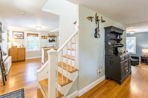 19 Cape Cod Ave, Reading, MA 01867 photo 12