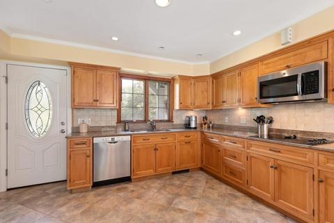 16 Fox Run Rd, Dover, MA 02030 photo 8