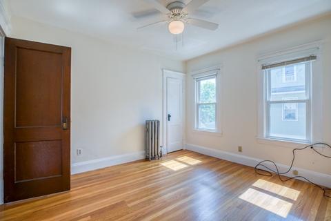 868 Armory St, Springfield, MA 01107 photo 33