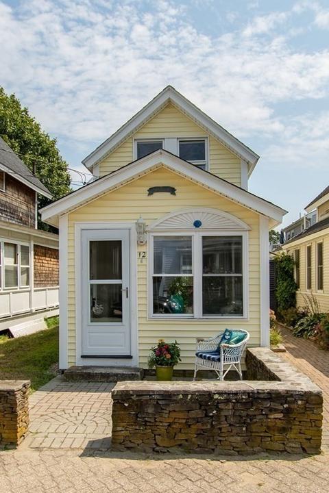 12 W Central Ave, Wareham, MA 02571 photo 1