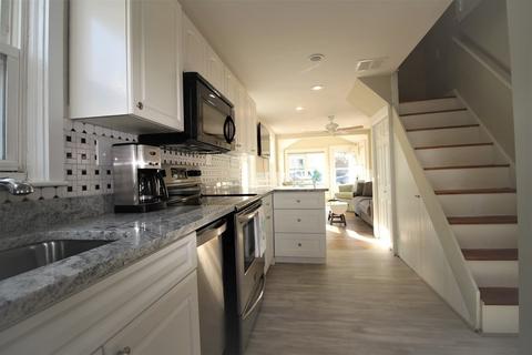 12 W Central Ave, Wareham, MA 02571 photo 8