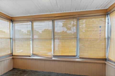 29 Winthrop Rd, Everett, MA 02149 photo 14