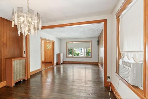 29 Winthrop Rd, Everett, MA 02149 photo 3