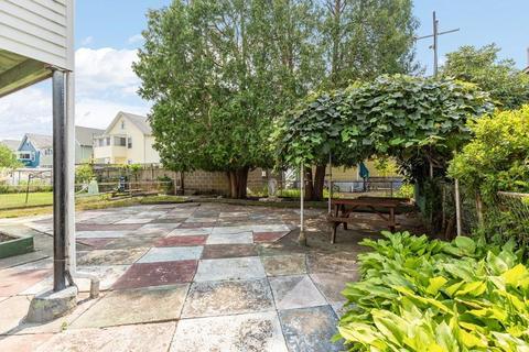 29 Winthrop Rd, Everett, MA 02149 photo 30