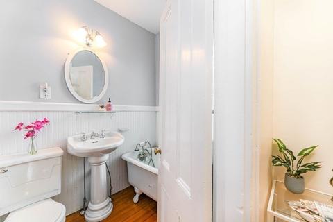 4 College Pl, Dedham, MA 02026 photo 11