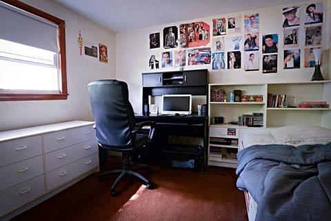 20 Smith Rd, Randolph, MA 02368 photo 6