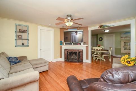 5 S School, Ashburnham, MA 01430 photo 4