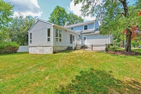 64 Blacksmith Dr, Needham, MA 02492 photo 37