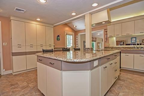 64 Blacksmith Dr, Needham, MA 02492 photo 11