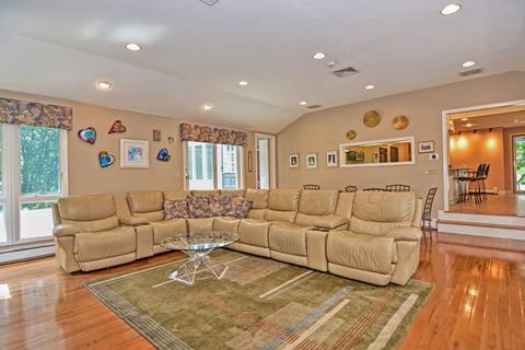 64 Blacksmith Dr, Needham, MA 02492 photo 13