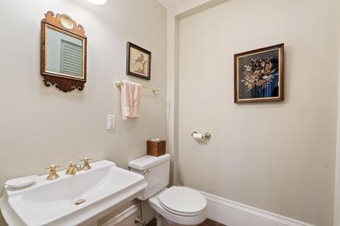 17 Chestnut St, Dedham, MA 02026 photo 18