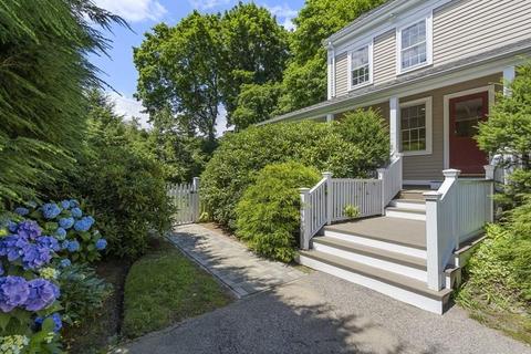 17 Chestnut St, Dedham, MA 02026 photo 3