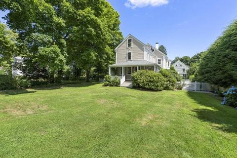 17 Chestnut St, Dedham, MA 02026 photo 4