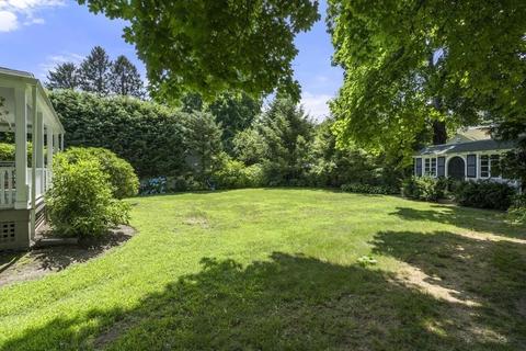 17 Chestnut St, Dedham, MA 02026 photo 5