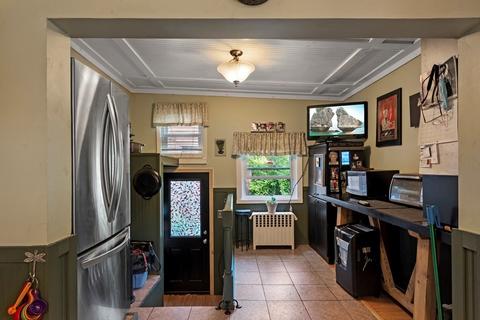 41 Spring St, Stoneham, MA 02180 photo 14