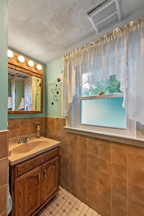 41 Spring St, Stoneham, MA 02180 photo 19