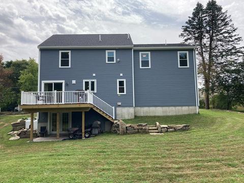 7 Whitins Rd, Sutton, MA 01590 photo 3