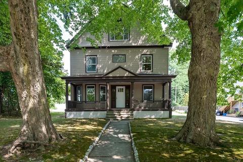 209 Burncoat St, Worcester, MA 01606 photo 2