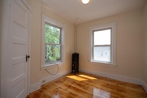 209 Burncoat St, Worcester, MA 01606 photo 29