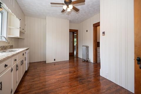 209 Burncoat St, Worcester, MA 01606 photo 5