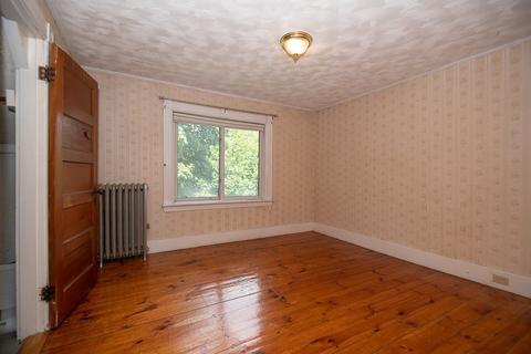 209 Burncoat St, Worcester, MA 01606 photo 32