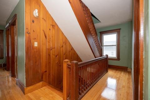 209 Burncoat St, Worcester, MA 01606 photo 25