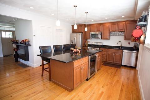 44 Hemlock St, Walpole, MA 02032 photo 8