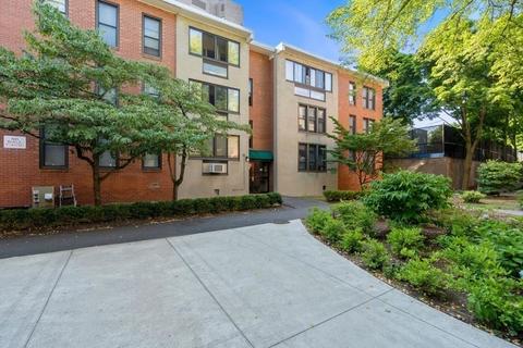 10 Juniper St #46, Brookline, MA 02445 photo 18