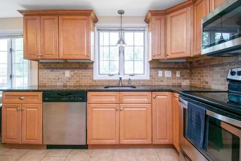 135 Bartels St, Springfield, MA 01128 photo 13