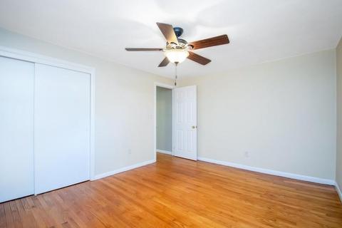 135 Bartels St, Springfield, MA 01128 photo 20