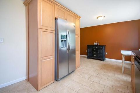 135 Bartels St, Springfield, MA 01128 photo 16