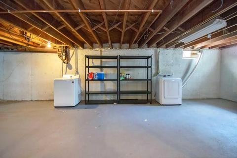 135 Bartels St, Springfield, MA 01128 photo 37
