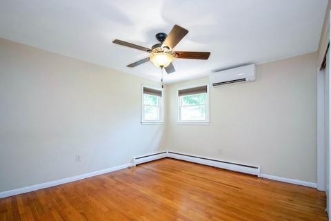 135 Bartels St, Springfield, MA 01128 photo 19