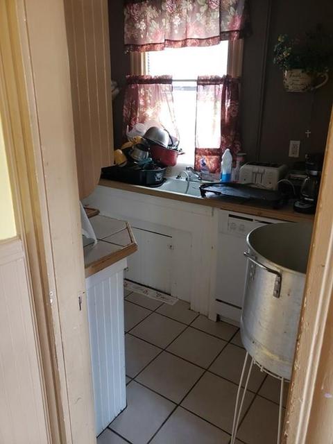 64 Emory St, Attleboro, MA 02703 photo 4