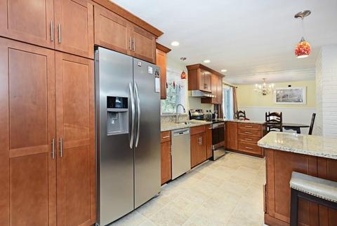 10 Doris Rd, Framingham, MA 01701 photo 14