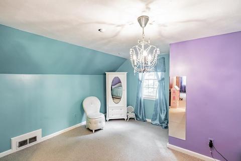 26 Winding Ln, Springfield, MA 01118 photo 17