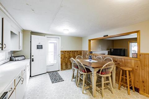 26 Winding Ln, Springfield, MA 01118 photo 3