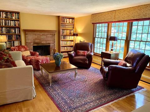 32 Robbins Rd, Walpole, MA 02081 photo 12
