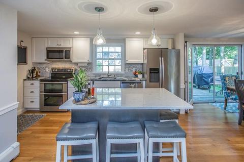 137 Seagate Ln, Hyannis, MA 02601 photo 5