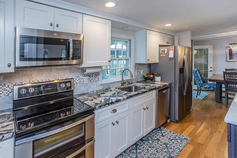 137 Seagate Ln, Hyannis, MA 02601 photo 9