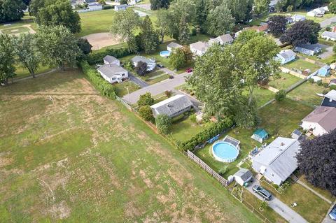 116 Harding St, Chicopee, MA 01013 photo 35