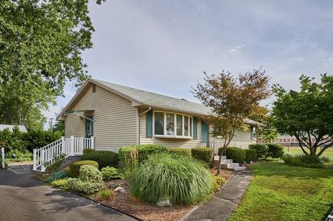 116 Harding St, Chicopee, MA 01013 photo 1
