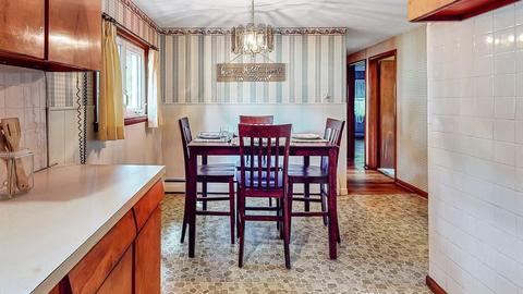 228 Drexel St, Springfield, MA 01104 photo 5