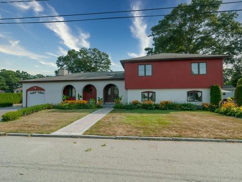 213 Wood St, Fall River, MA 02721 photo 1