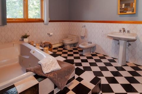 213 Wood St, Fall River, MA 02721 photo 29